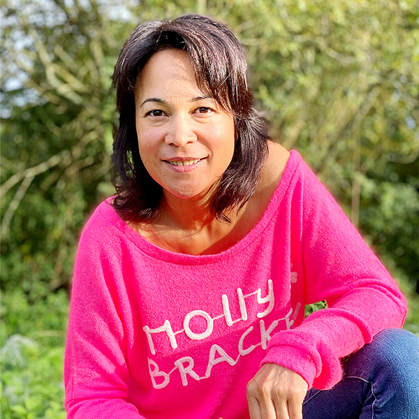 Marie Câm tú